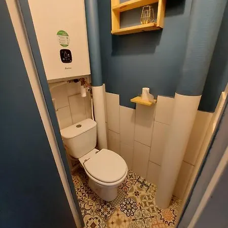 De 3 Chambres Proche Du Metro Apartment